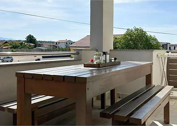Apartmán 2 Bedroom Cozy In Vrsi