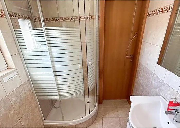 Apartmán 2 Bedroom Cozy In