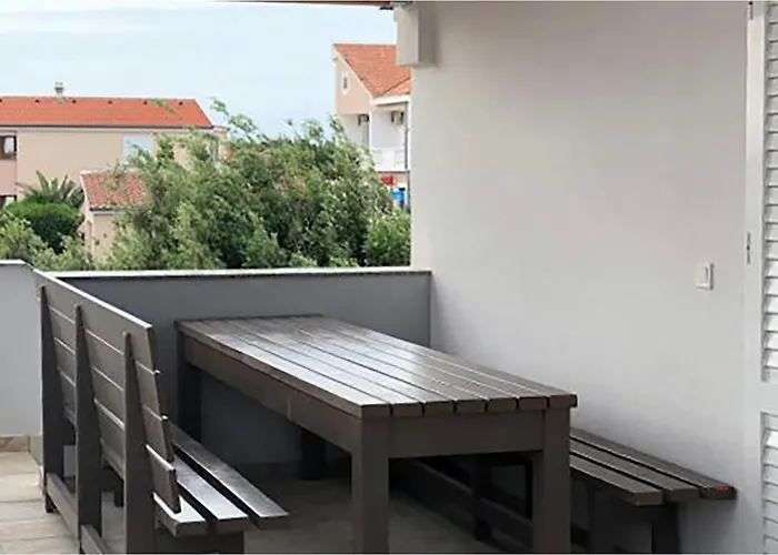 2 Bedroom Cozy In Vrsi